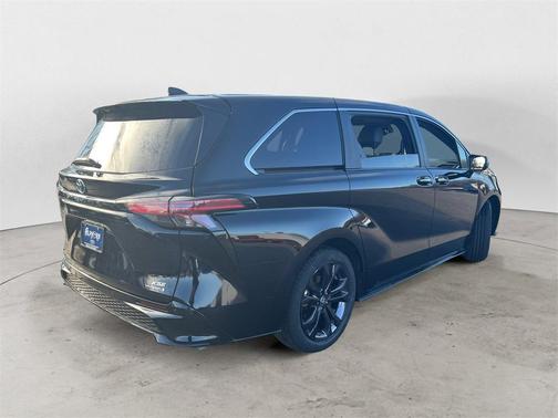 2024 Toyota Sienna XSE