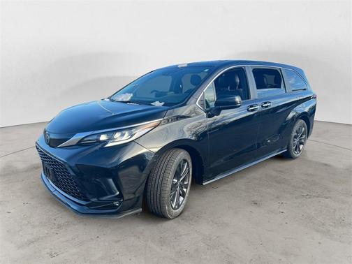2024 Toyota Sienna XSE