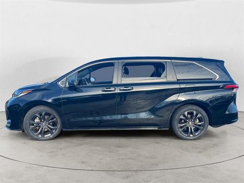 2024 Toyota Sienna XSE