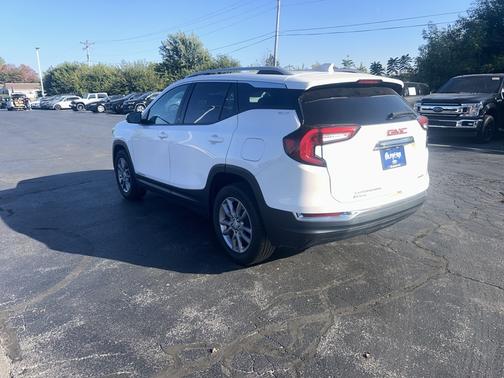 2024 GMC Terrain SLT