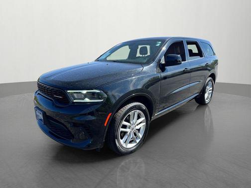 DB Black Crystal Clearcoat 2023 Dodge Durango GT