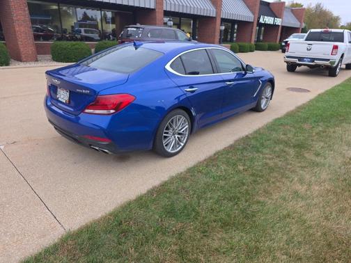 2021 Genesis G70 2.0T