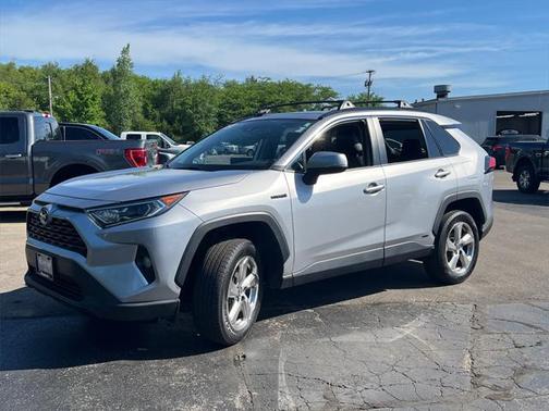 2021 Toyota RAV4 Hybrid XLE Premium
