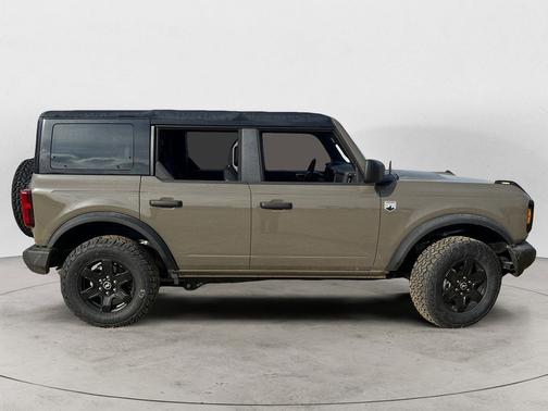 Gray 2025 Ford Bronco Big Bend