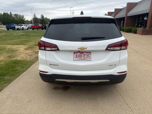 Summit White 2024 Chevrolet Equinox LT