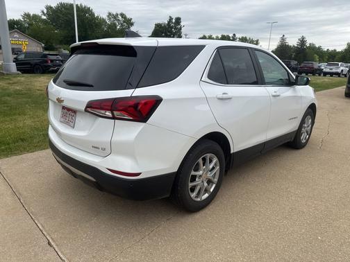 Summit White 2024 Chevrolet Equinox LT