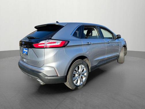 Silver Metallic 2024 Ford Edge Titanium
