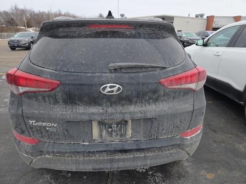 2018 Hyundai TUCSON SEL