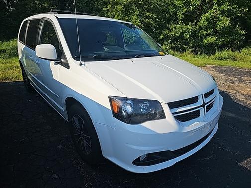 2016 Dodge Grand Caravan R/T