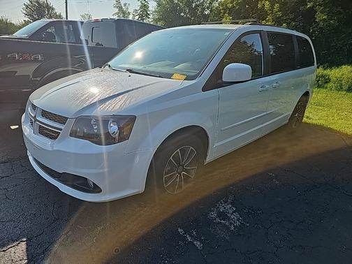 2016 Dodge Grand Caravan R/T