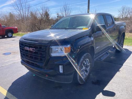 2021 GMC Canyon AT4 w/Leather