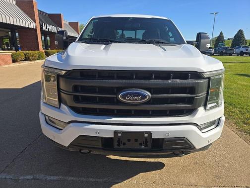 Oxford White 2023 Ford F-150 Lariat