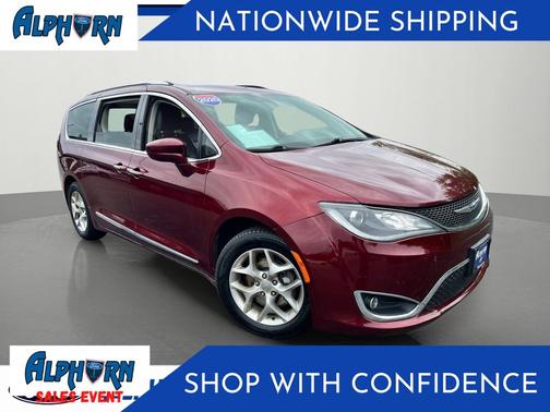 Velvet Red Pearlcoat 2020 Chrysler Pacifica Touring L