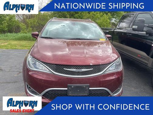 Velvet Red Pearlcoat 2020 Chrysler Pacifica Touring L