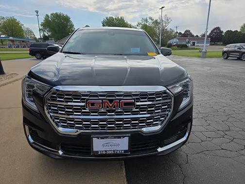 Ebony Twilight Metallic 2023 GMC Terrain Denali
