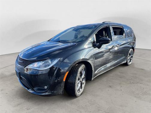 2018 Chrysler Pacifica Touring Plus