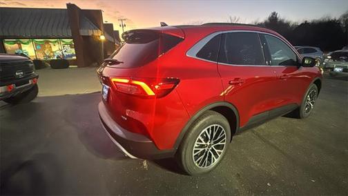 2025 Ford Escape PHEV Base