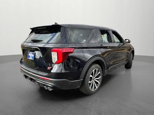 Black Metallic 2021 Ford Explorer ST