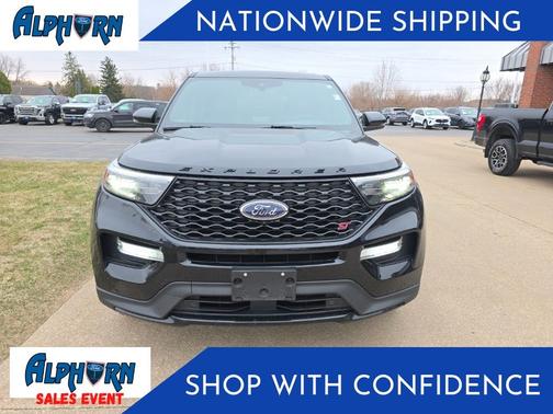 Black 2021 Ford Explorer ST