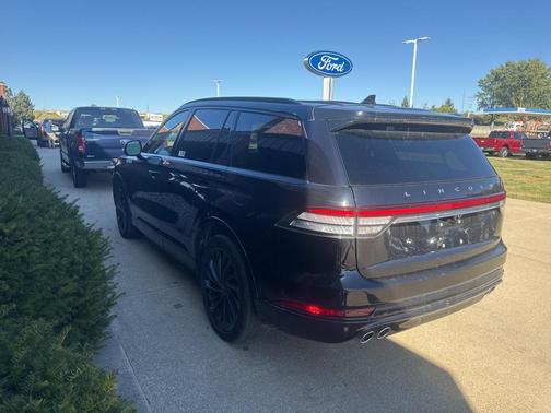 2022 Lincoln Aviator Reserve