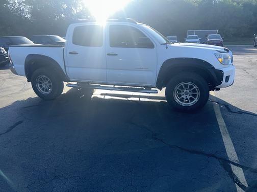 2015 Toyota Tacoma Base