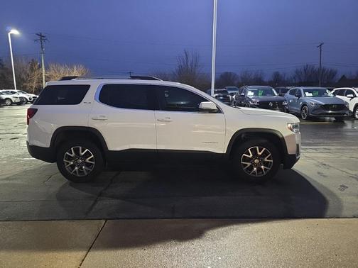 2020 GMC Acadia SLE