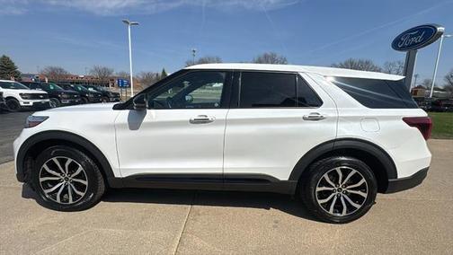 2021 Ford Explorer ST