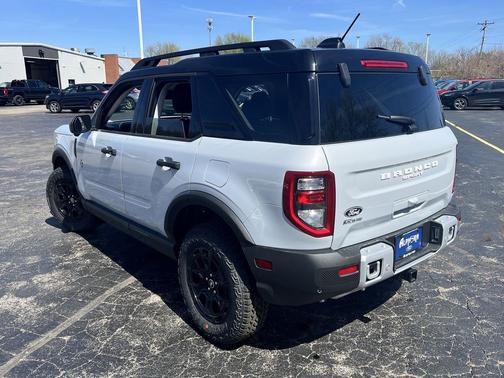 Space White Metallic 2026 Ford Bronco Sport Outer Banks