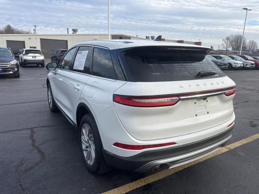 2023 Lincoln Corsair Standard