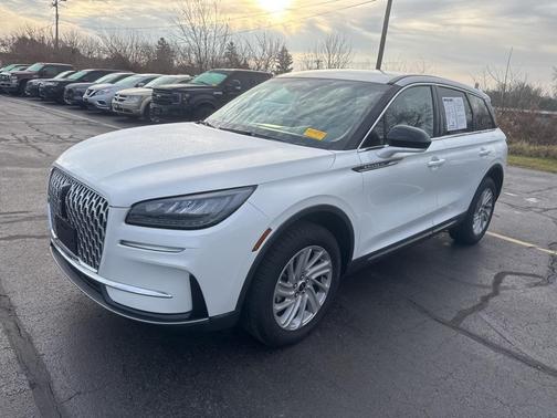 2023 Lincoln Corsair Standard