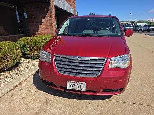 Inferno Red Crystal Pearlcoat 2010 Chrysler Town & Country Touring