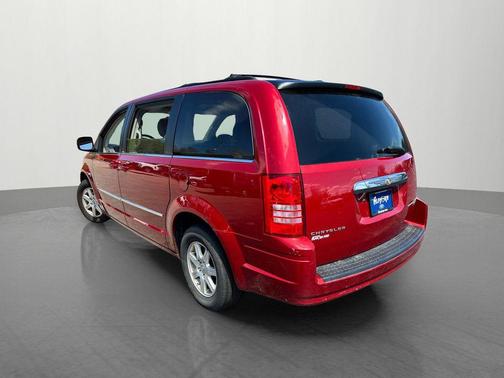 Inferno Red Crystal Pearlcoat 2010 Chrysler Town & Country Touring