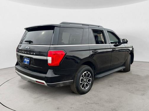 Black Metallic 2024 Ford Expedition XLT