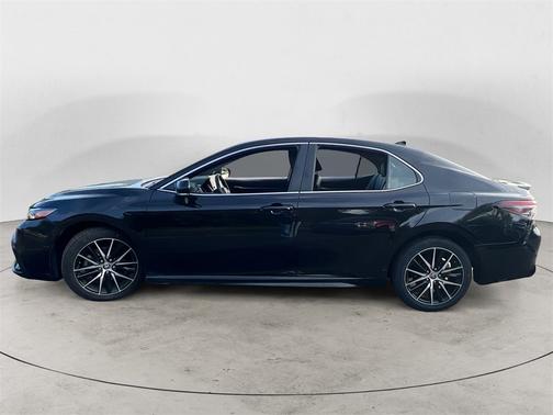2023 Toyota Camry SE Nightshade