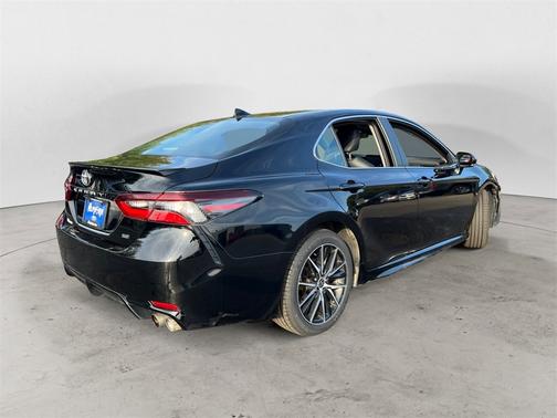 2023 Toyota Camry SE Nightshade