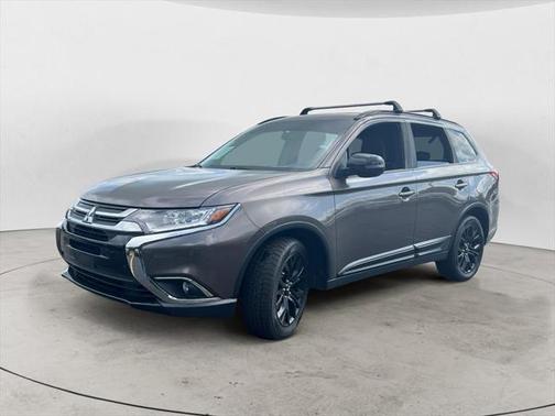 2018 Mitsubishi Outlander LE