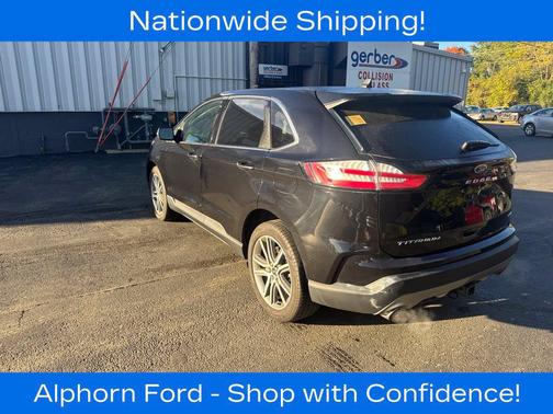 Agate Black Metallic 2024 Ford Edge Titanium