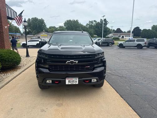 Black 2019 Chevrolet Silverado 1500 LT Trail Boss