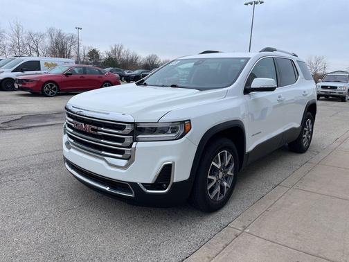 Summit White 2023 GMC Acadia SLT