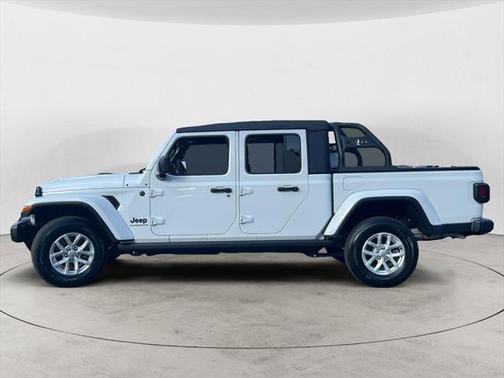 2023 Jeep Gladiator Sport S
