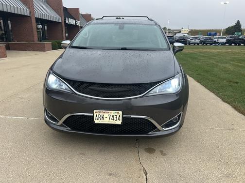 2020 Chrysler Pacifica Limited