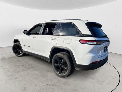 2023 Jeep Grand Cherokee Altitude X