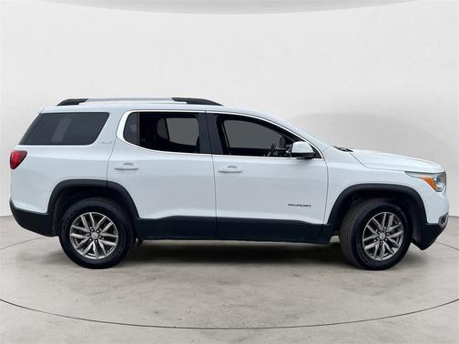 2018 GMC Acadia SLE-2