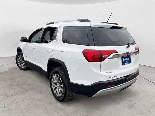 2018 GMC Acadia SLE-2