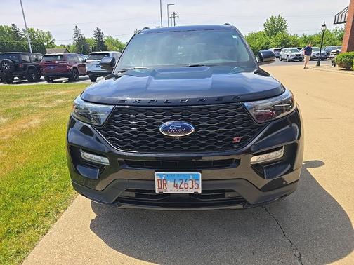 Black Metallic 2020 Ford Explorer ST
