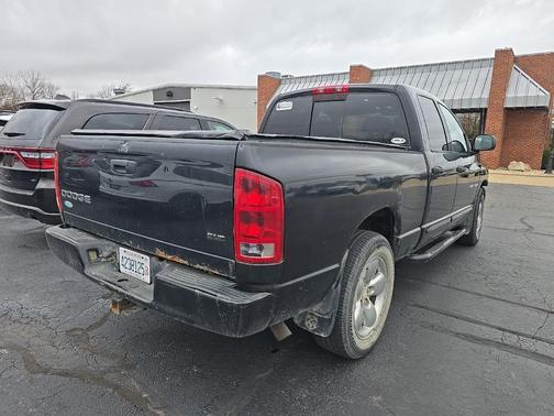 2004 Dodge Ram 1500 SLT