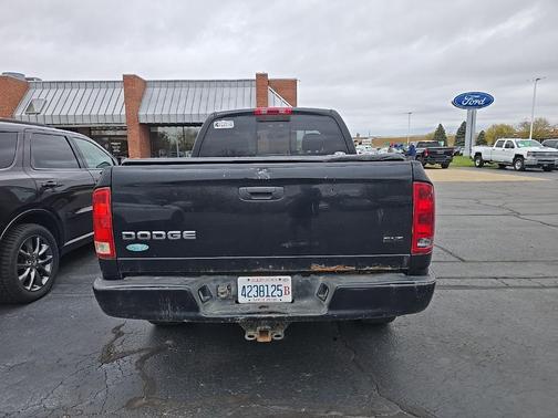 2004 Dodge Ram 1500 SLT