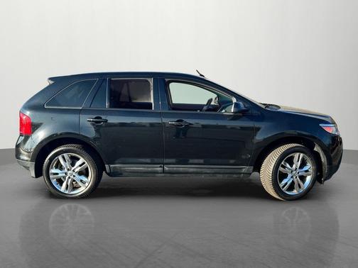 Tuxedo Black Metallic 2013 Ford Edge SEL
