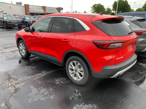 Race Red 2024 Ford Escape Active