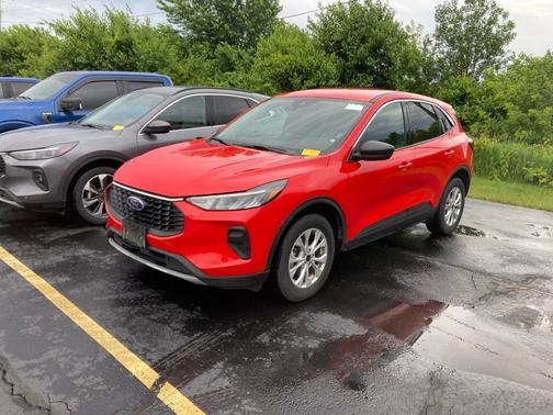 Race Red 2024 Ford Escape Active